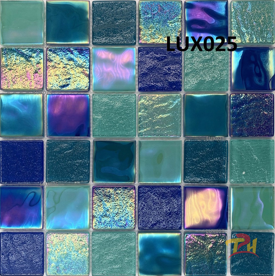 Gạch mosaic thủy tinh trang trí cao cấp LUX025